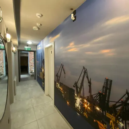 民宿 Underground *