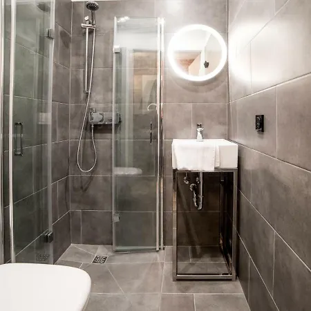 民宿 Underground 格丁尼亚